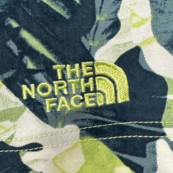 North Face Men's Swim Trunks Mens XL Green Blue Camo Swimwear Bottoms NEW - Picture 3 of 10